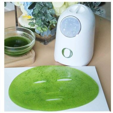 יצרנית מסכות פנים טבעיות